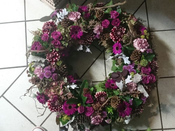 Tr_Kränze_03_1200x675