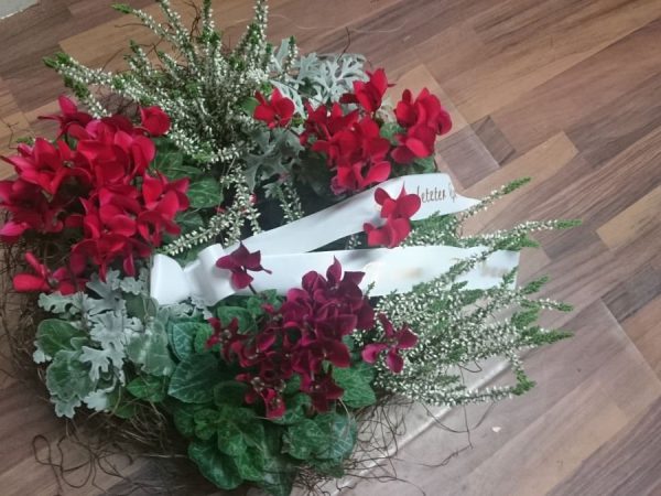 Tr_Kränze_04_1200x675