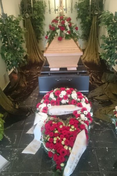 Tr_Kränze_v_01_450x800